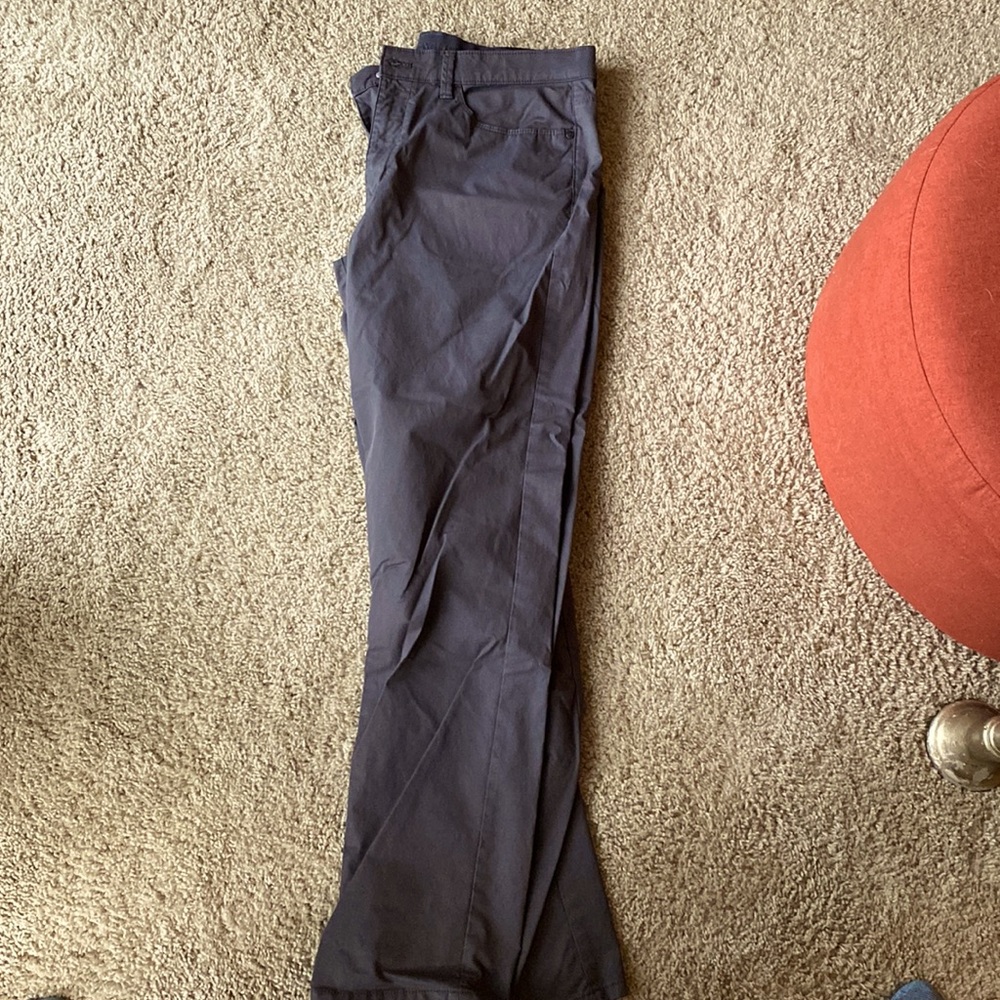 Men’s English laundry pants